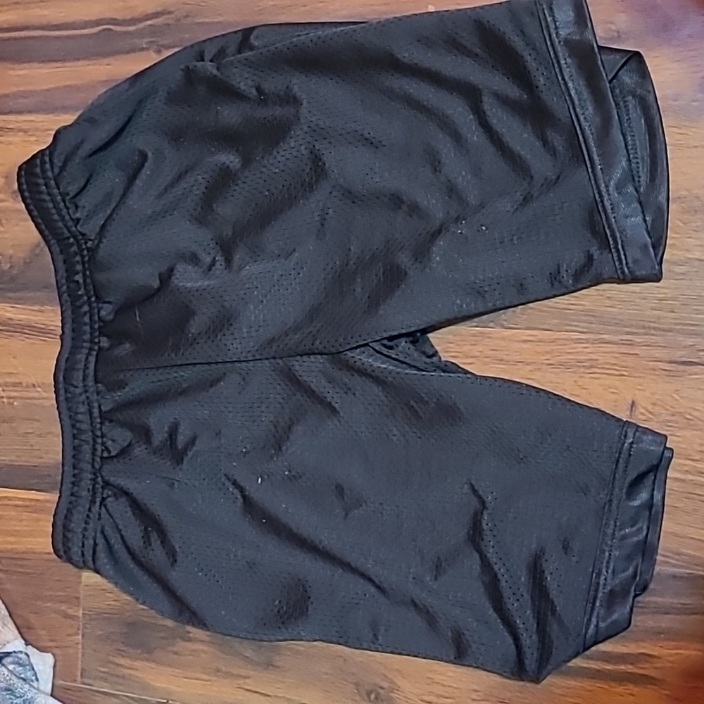 Brand-Athletic Works Size-XL (14-16) Color-Black